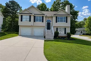 10637 Redbud Ln, Jonesboro, GA 30238 - Photo 1