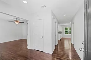 3360 Pierce Arrow Cir, Suwanee, GA 30024 - Photo 14