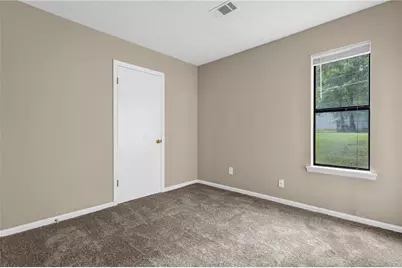 8997 Huntwood Lane, Riverdale, GA 30274 - Photo 4