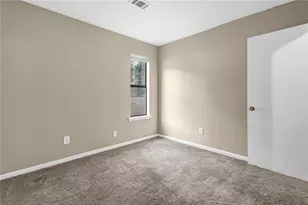 8997 Huntwood Ln, Riverdale, GA 30274 - Photo 6
