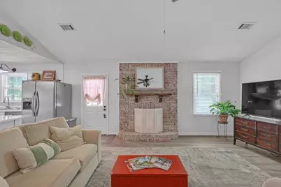 1124 Granite Lane, Loganville, GA 30052 - Photo 4
