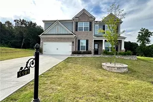 5595 Loring St, Cumming, GA 30040 - Photo 2
