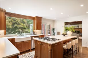 855 Old Creek Trail, Atlanta, GA 30328 - Photo 24