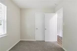 2017 Lindsey Ln, Decatur, GA 30035 - Photo 16