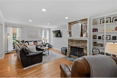 2947 Lavista Way, Decatur, GA 30033 - Photo 2