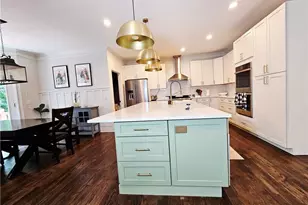 6860 Sterling Dr, Suwanee, GA 30024 - Photo 12