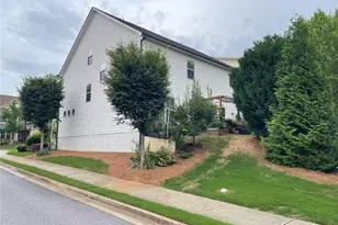 4502 Thach Ave, Sugar Hill, GA 30518 - Photo 4