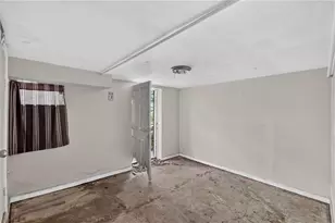 205 Upshaw St SW, Atlanta, GA 30315 - Photo 32
