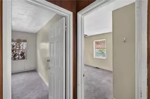 205 Upshaw St SW, Atlanta, GA 30315 - Photo 10