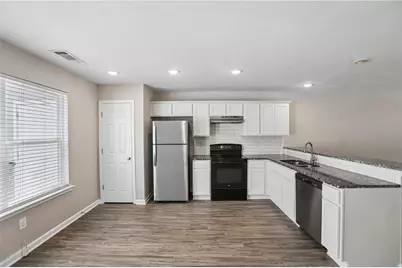 4422 Pinscher Street, Union City, GA 30291 - Photo 10