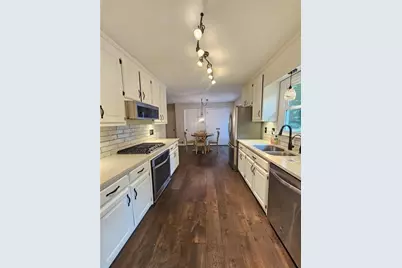 290 Oakmere Drive, Alpharetta, GA 30009 - Photo 6