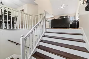 242 Birch Cir, Riverdale, GA 30274 - Photo 4