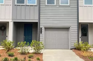 1516 Parks Edge Ln, Atlanta, GA 30318 - Photo 1