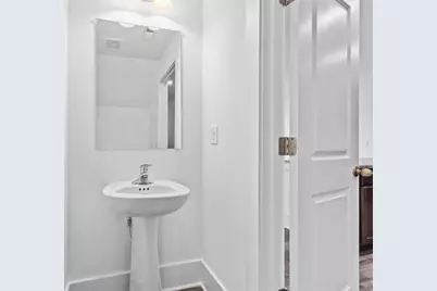 1516 Parks Edge Lane, Atlanta, GA 30318 - Photo 6