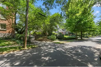 2 Collier Road NW #9, Atlanta, GA 30309 - Photo 32