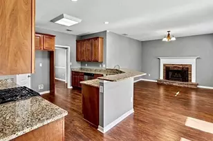 310 Persimmon Dr, Sharpsburg, GA 30277 - Photo 10
