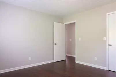 401 Freshman Drive, Lawrenceville, GA 30044 - Photo 18
