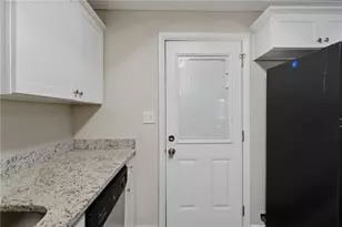 2852 Port Royal Ln, Decatur, GA 30034 - Photo 14