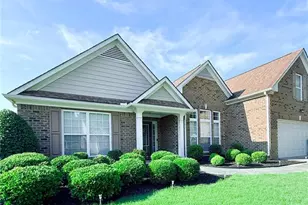 319 Wildwood Point, Atlanta, GA 30349 - Photo 2