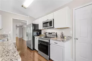 590 Barsham Way, Johns Creek, GA 30097 - Photo 8