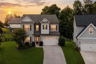 10 Canterbury Walk SE, Cartersville, GA 30120 - Photo 2
