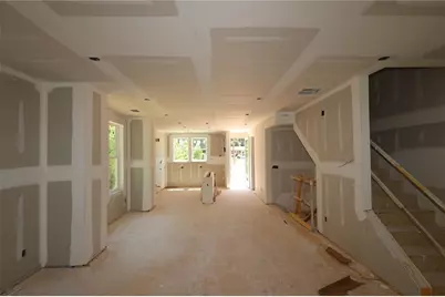 642 Memphis Drive, Scottdale, GA 30079 - Photo 12