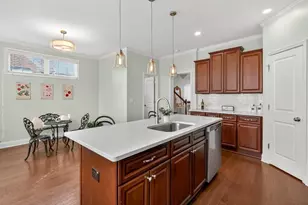 7205 Lowery Oak Dr, Roswell, GA 30075 - Photo 12