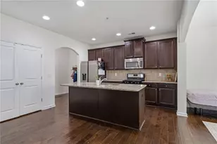 3367 Castleberry Village Cir, Cumming, GA 30040 - Photo 6