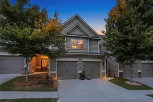 3367 Castleberry Village Cir, Cumming, GA 30040 - Photo 6