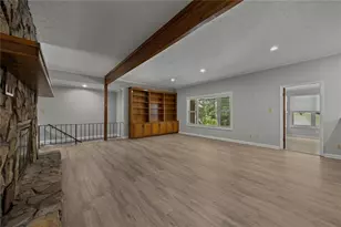 124 Shadow Lake Dr SW, Lilburn, GA 30047 - Photo 6