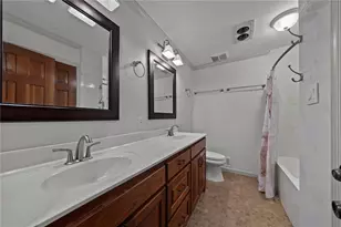 124 Shadow Lake Dr SW, Lilburn, GA 30047 - Photo 22