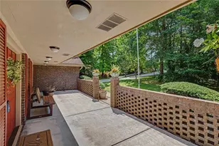 124 Shadow Lake Dr SW, Lilburn, GA 30047 - Photo 4