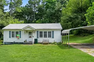 958 Springdale Dr, Marietta, GA 30062 - Photo 1