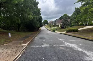 4547 Mossey Dr, Lithonia, GA 30038 - Photo 10