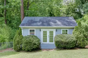 3173 Parkridge Crescent, Chamblee, GA 30341 - Photo 20