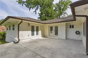 2410 Rugby Ave, Atlanta, GA 30337 - Photo 32