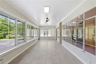 2410 Rugby Ave, Atlanta, GA 30337 - Photo 14