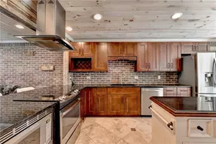 2105 Sandown Ct, Lawrenceville, GA 30043 - Photo 16