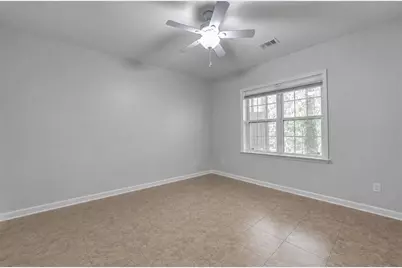 3977 Howell Park Road, Duluth, GA 30096 - Photo 4