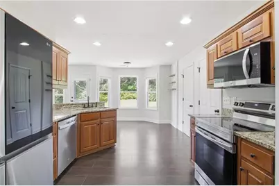 454 Woodbriar Drive, Jefferson, GA 30549 - Photo 2