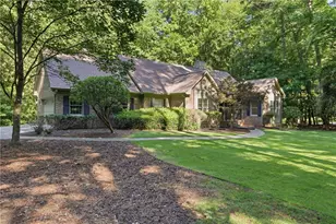 5055 Meadowbrook Cir, Suwanee, GA 30024 - Photo 2