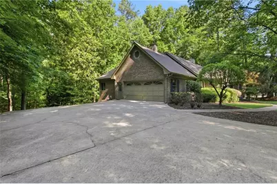 5055 Meadowbrook Circle, Suwanee, GA 30024 - Photo 4