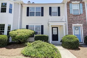 62 Highoak Dr NE, Marietta, GA 30066 - Photo 1