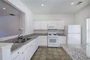 62 Highoak Dr NE, Marietta, GA 30066 - Photo 14