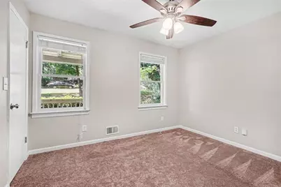 3560 Hogan Drive NW, Kennesaw, GA 30152 - Photo 12