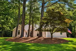 808 Muirfield Ct, Woodstock, GA 30189 - Photo 2