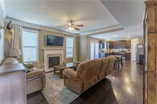 5987 Park Bay Ct, Flowery Branch, GA 30542 - Photo 4