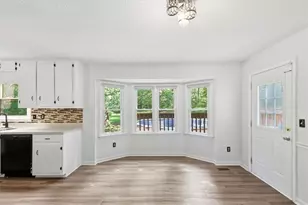 105 Elberta Dr, Newnan, GA 30265 - Photo 10