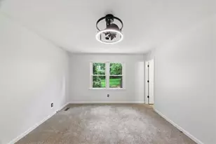 105 Elberta Dr, Newnan, GA 30265 - Photo 22