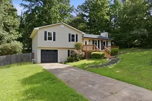 105 Elberta Dr, Newnan, GA 30265 - Photo 4